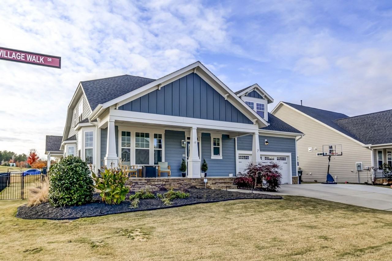 7 Village Walk Dr - Photo 2 of 23