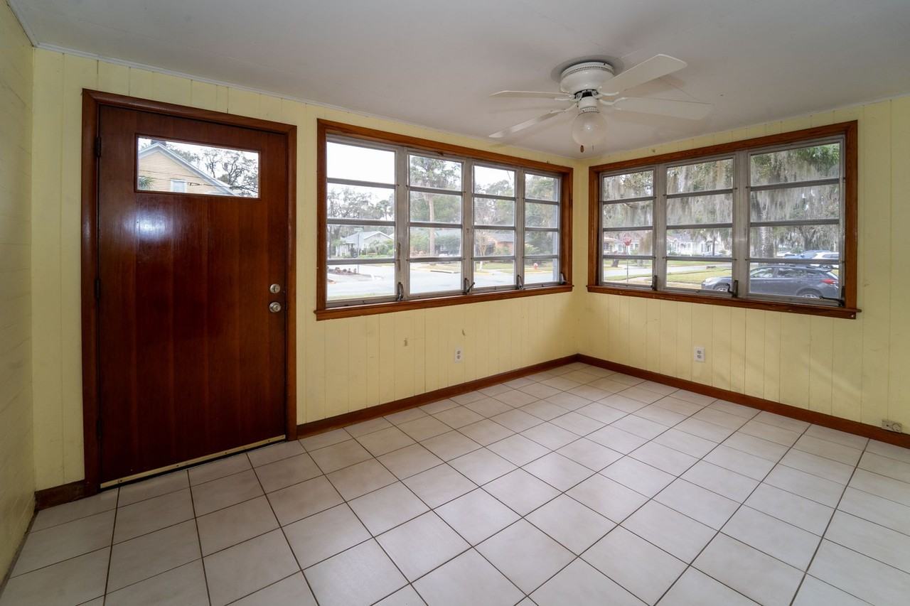 64 Fullerwood Dr - Photo 2 of 40