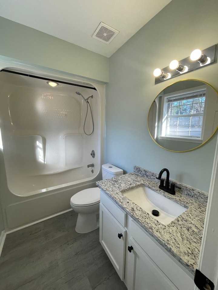 1018 Poplar Ct #A - Photo 4 of 16