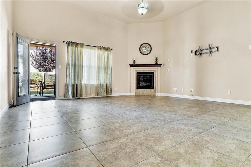 11525 Porfirio Payan Dr - Photo 6 of 26