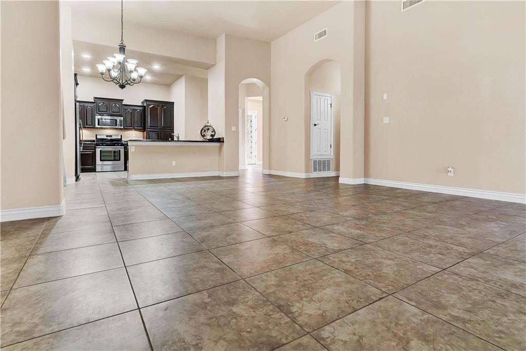 11525 Porfirio Payan Dr - Photo 7 of 26