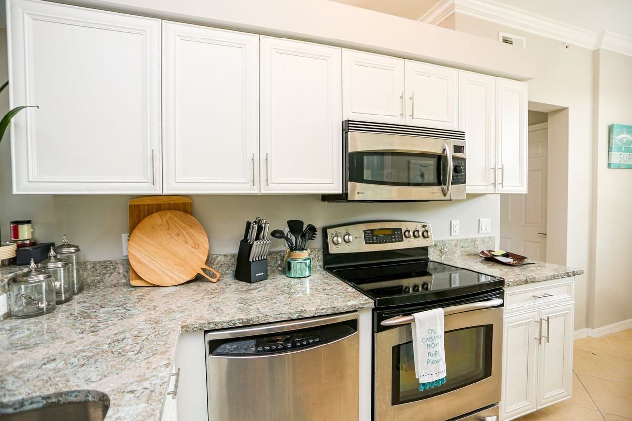 10275 Heritage Bay Blvd #724 - Photo 4 of 50