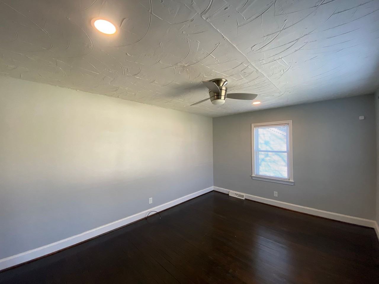 212 W Brookline St - Photo 2 of 11