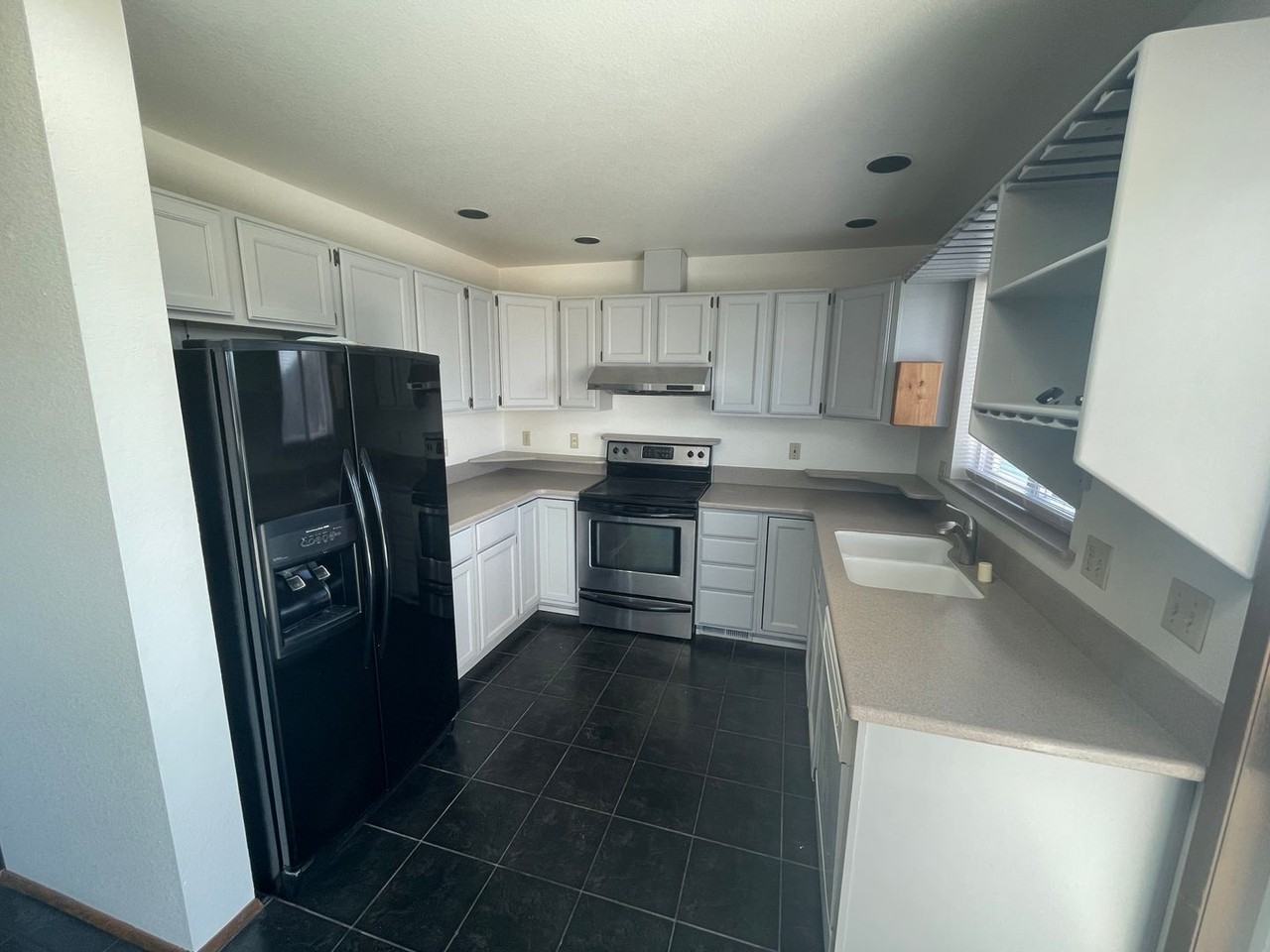 501 5th St - Photo 3 of 22