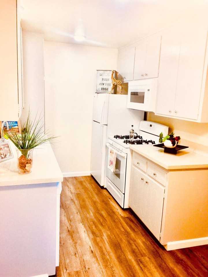 953 Lupin Ave #009 - Photo 7 of 16