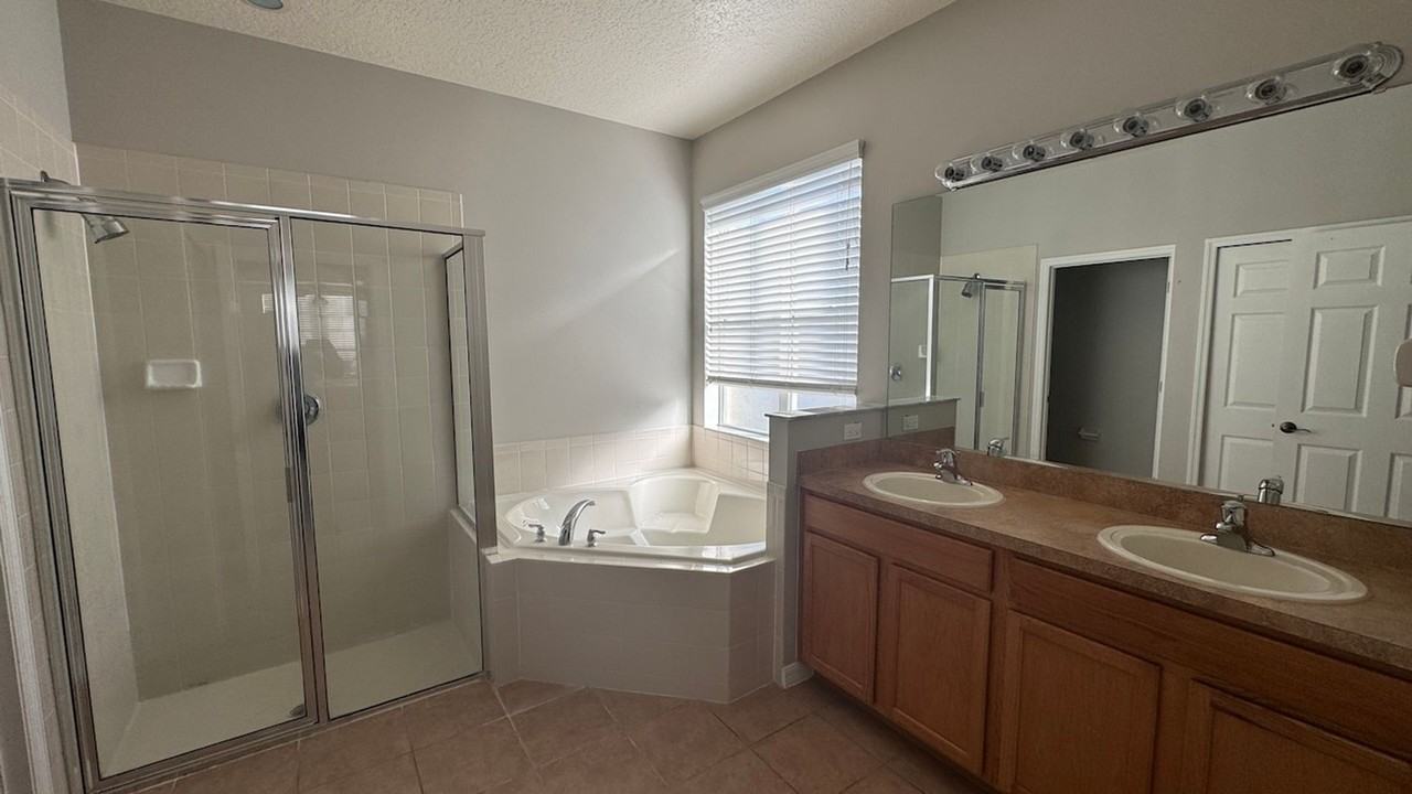 1539 Reflection Cv - Photo 4 of 19