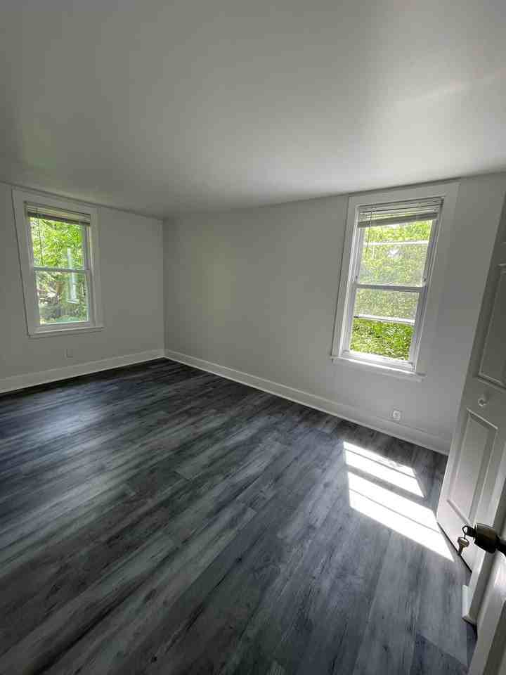 830 Montclair Ave - Photo 5 of 11