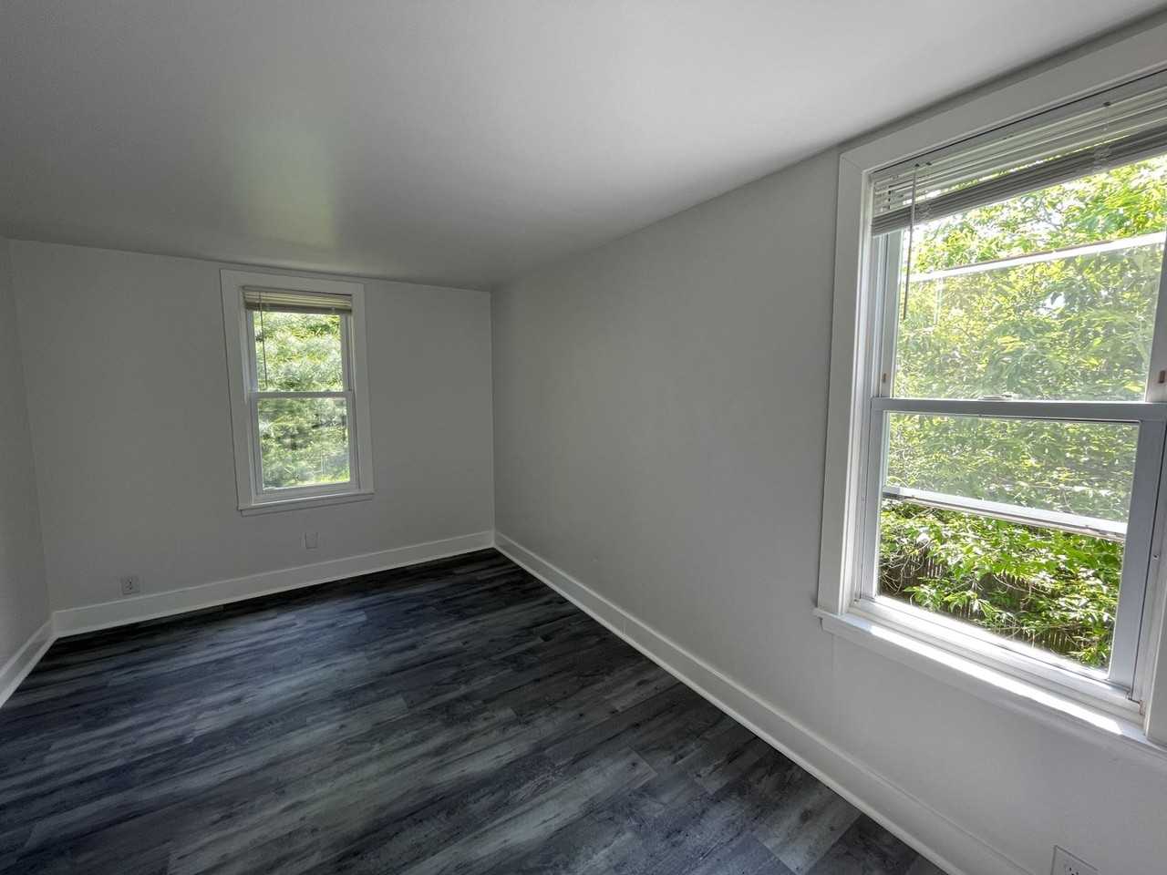 830 Montclair Ave - Photo 7 of 11