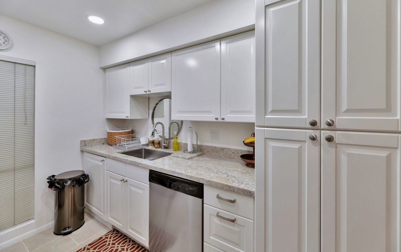 5213 N 24th St #103 - Photo 5 of 17