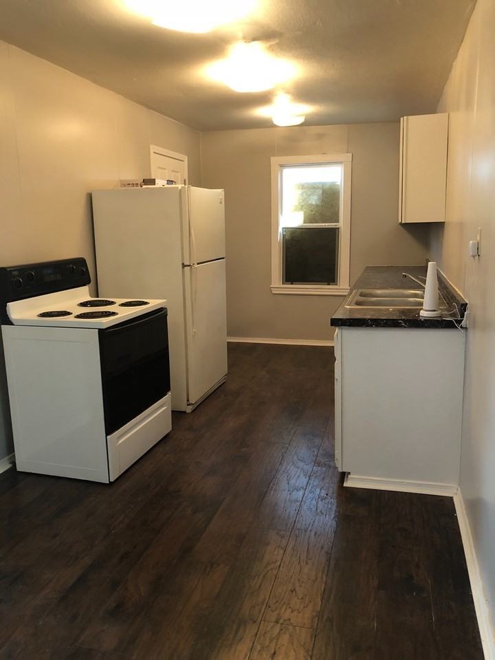 1109 North Hayes Street - Photo 2 of 15