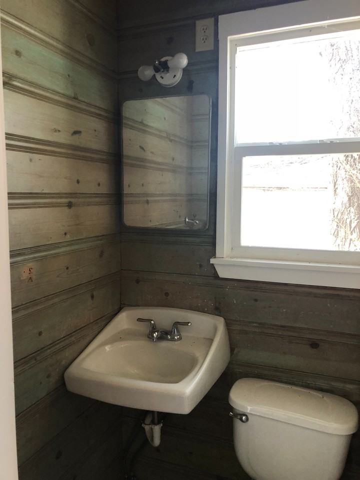 1109 North Hayes Street - Photo 6 of 15