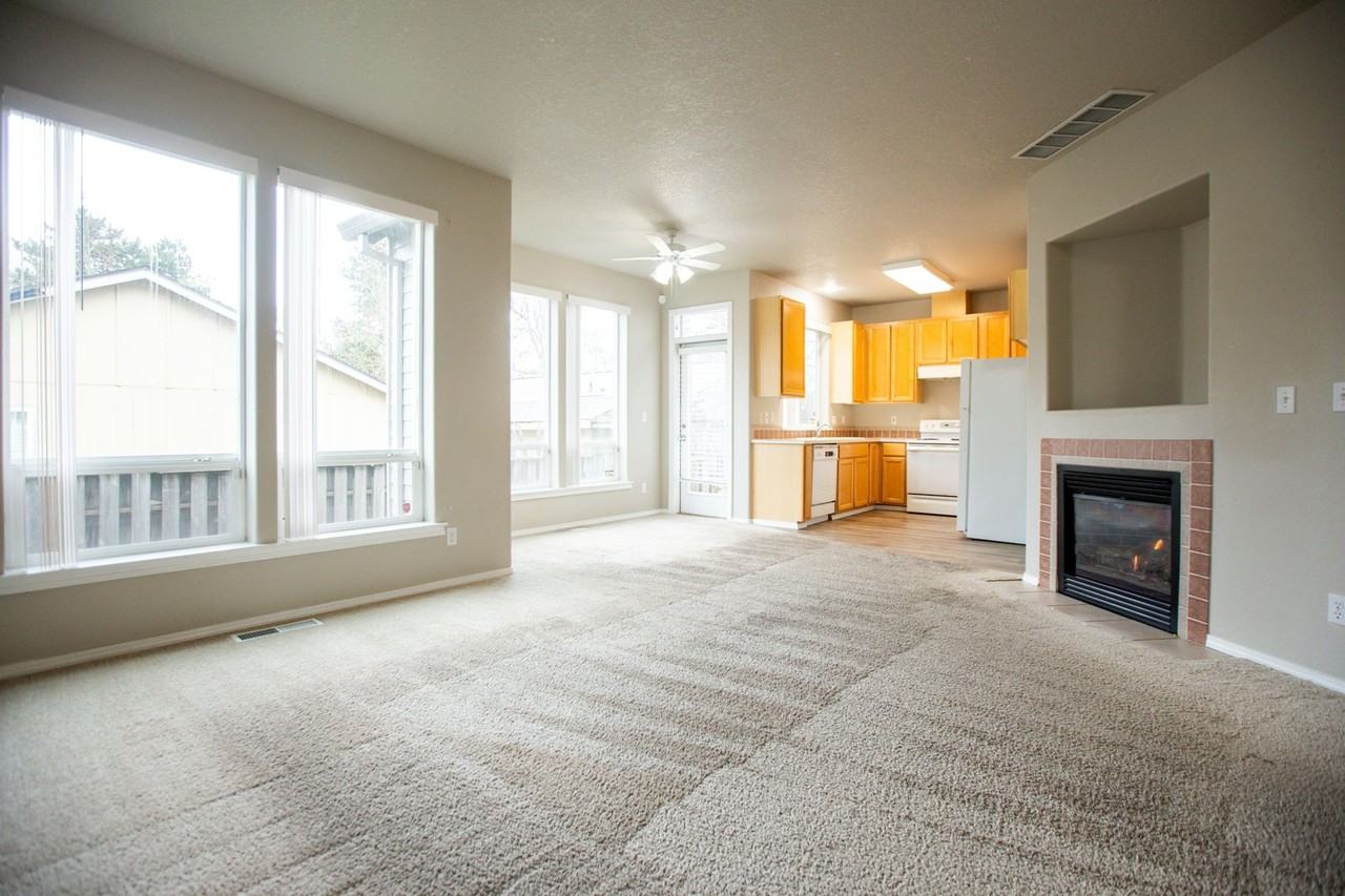 17921 Sw Arbela Ct - Photo 3 of 19