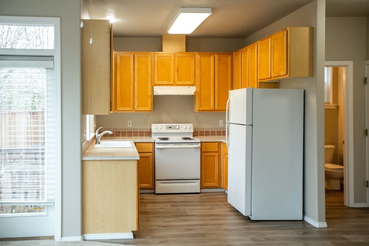 17921 Sw Arbela Ct - Photo 7 of 19