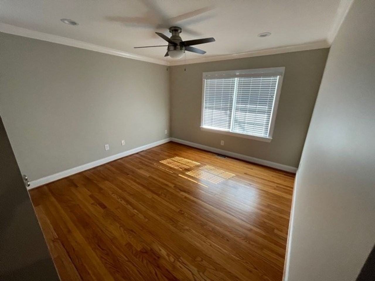 4881 Oak Level Rd - Photo 2 of 11