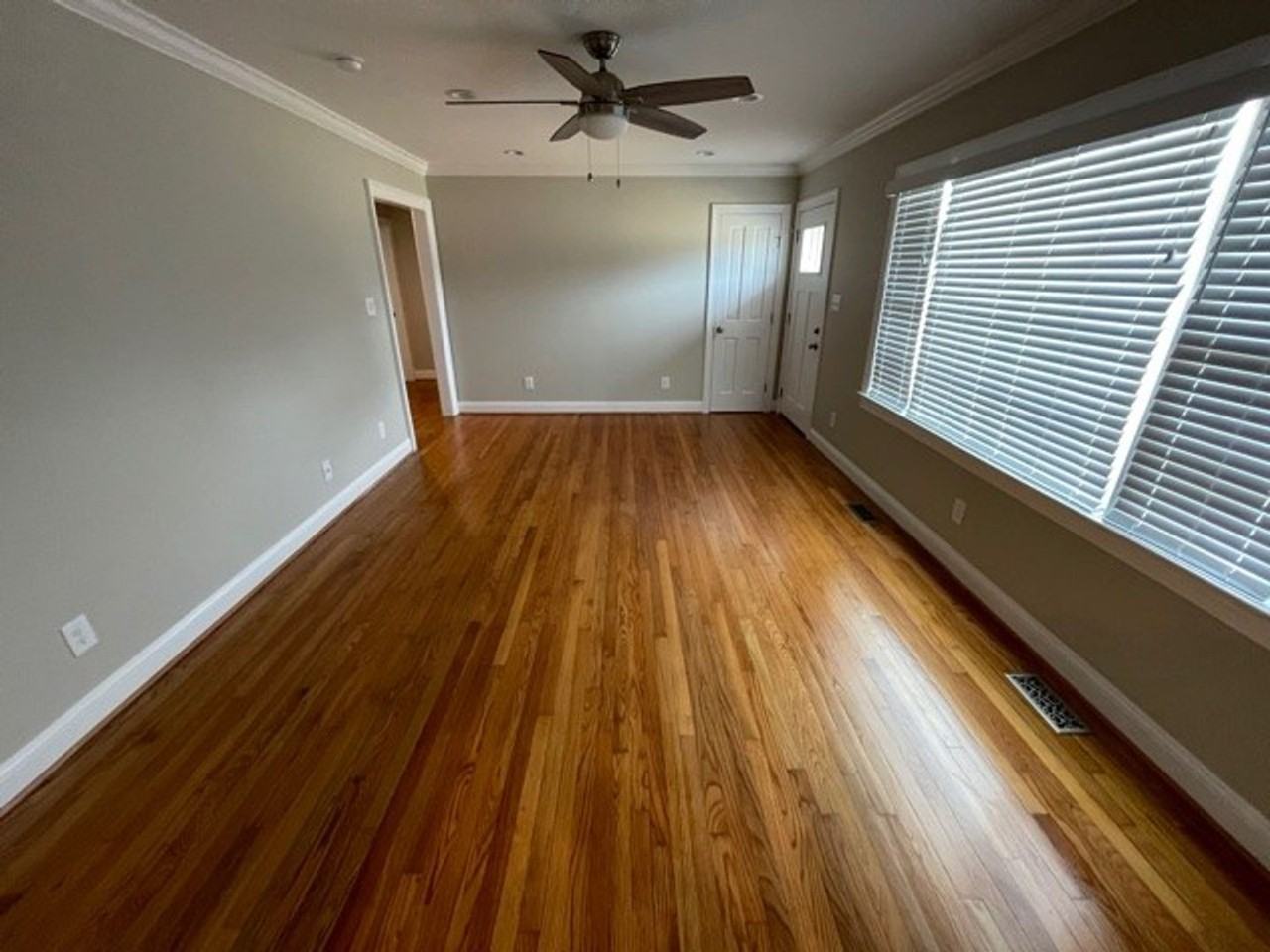 4881 Oak Level Rd - Photo 3 of 11