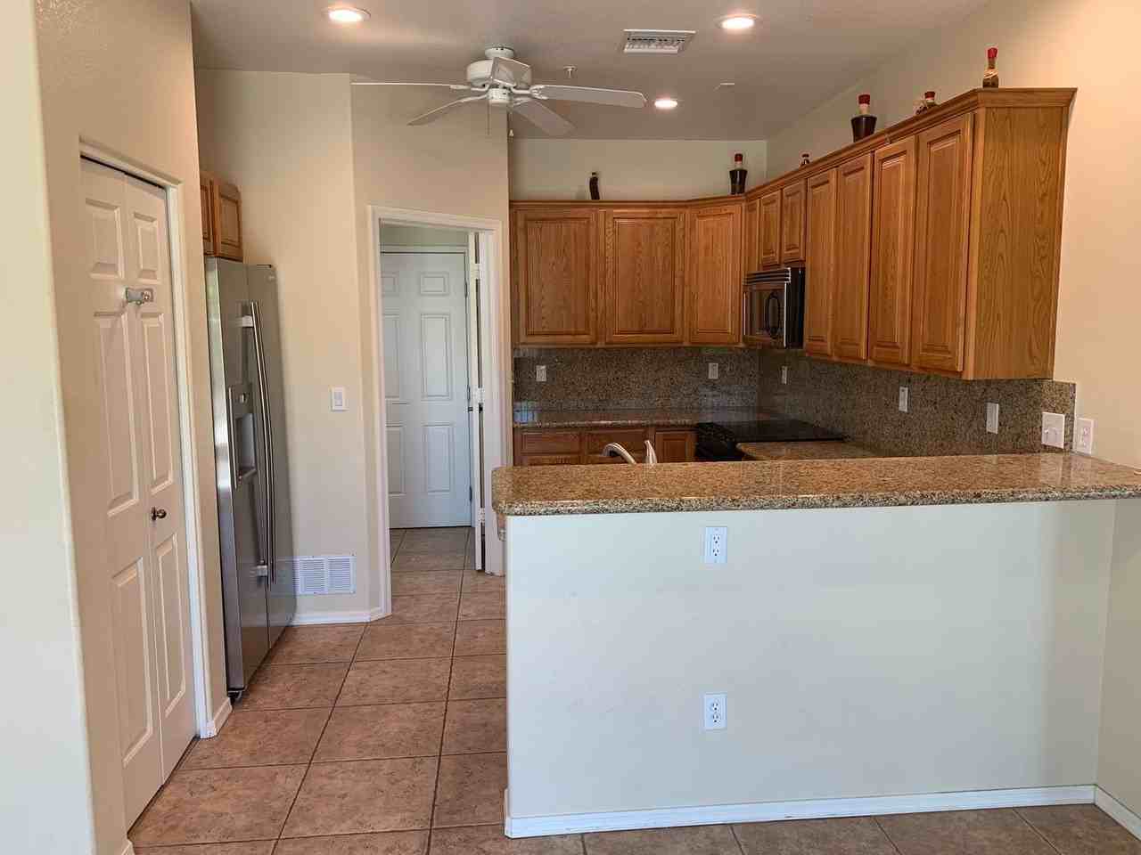 3470 Kearsage Dr - Photo 5 of 37