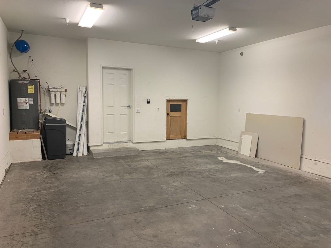 3470 Kearsage Dr - Photo 6 of 37