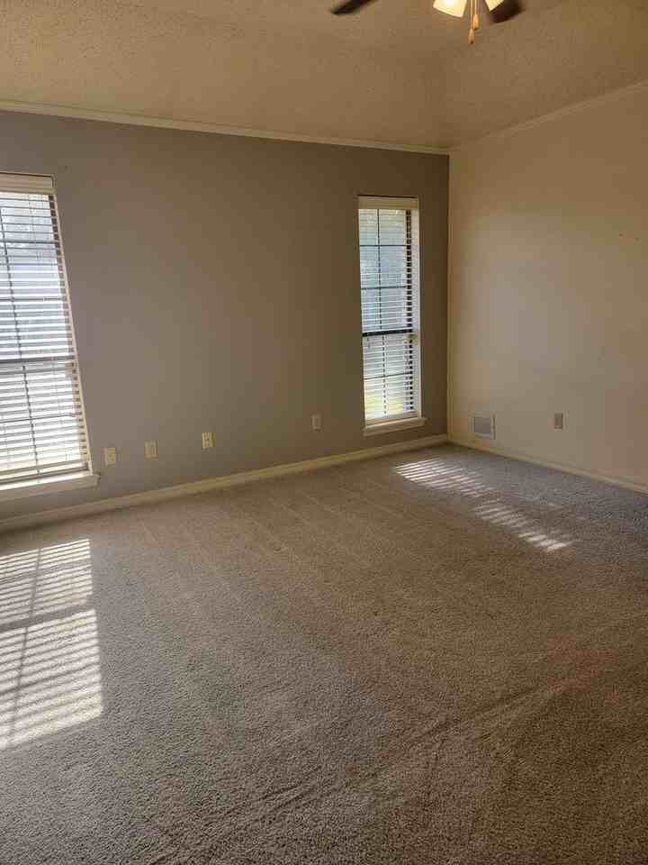 1801 Andy Cir - Photo 6 of 31
