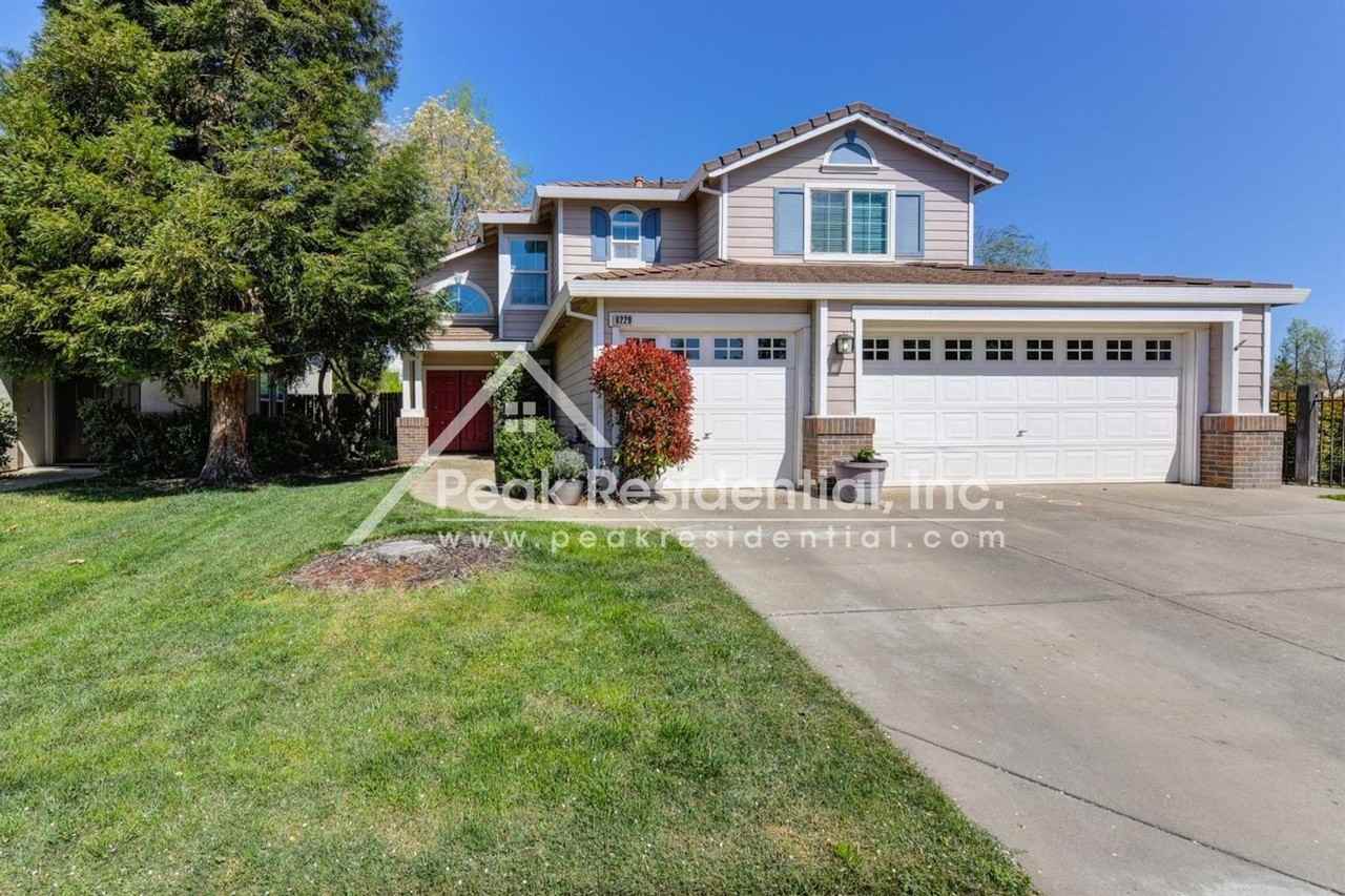 8229 Oakbriar Cir - Photo 3 of 28
