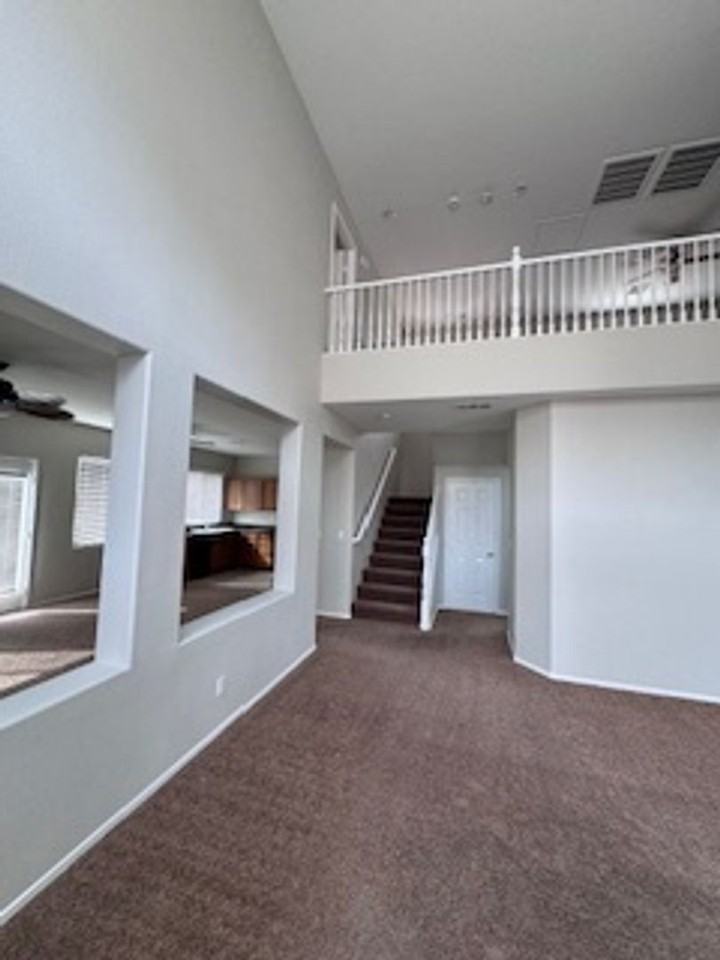 10413 Orange Port Ct - Photo 3 of 38