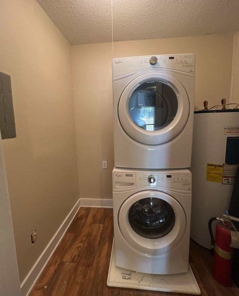 130 Richard Dr - Photo 5 of 12