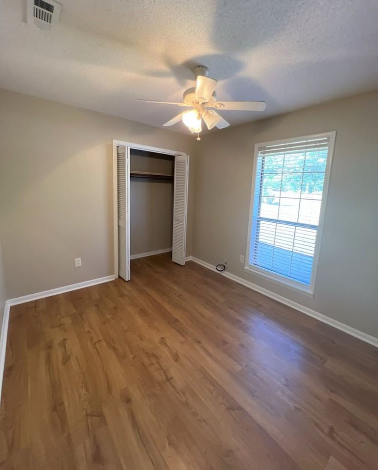130 Richard Dr - Photo 7 of 12