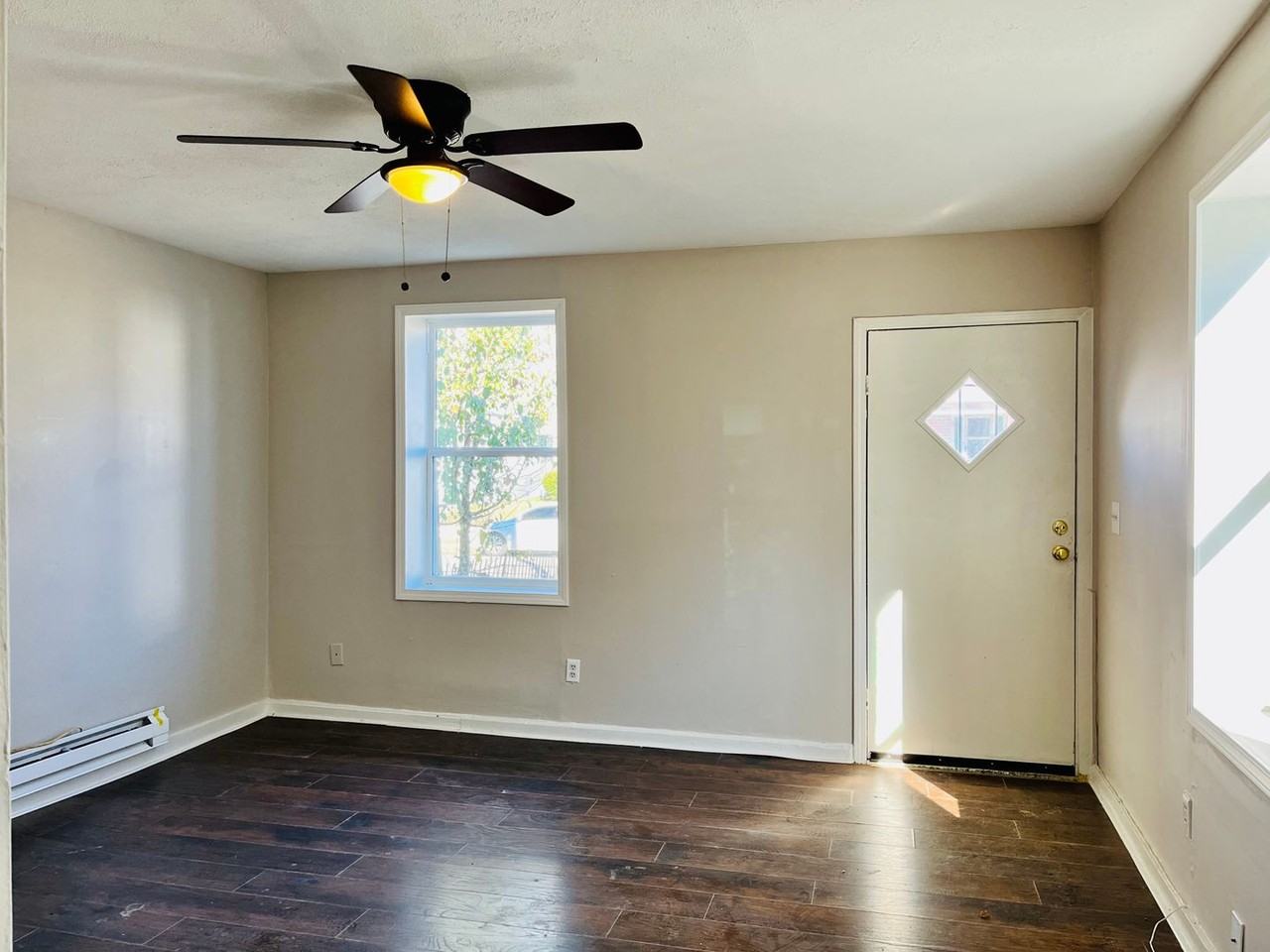 1924 W Madison St - Photo 2 of 23