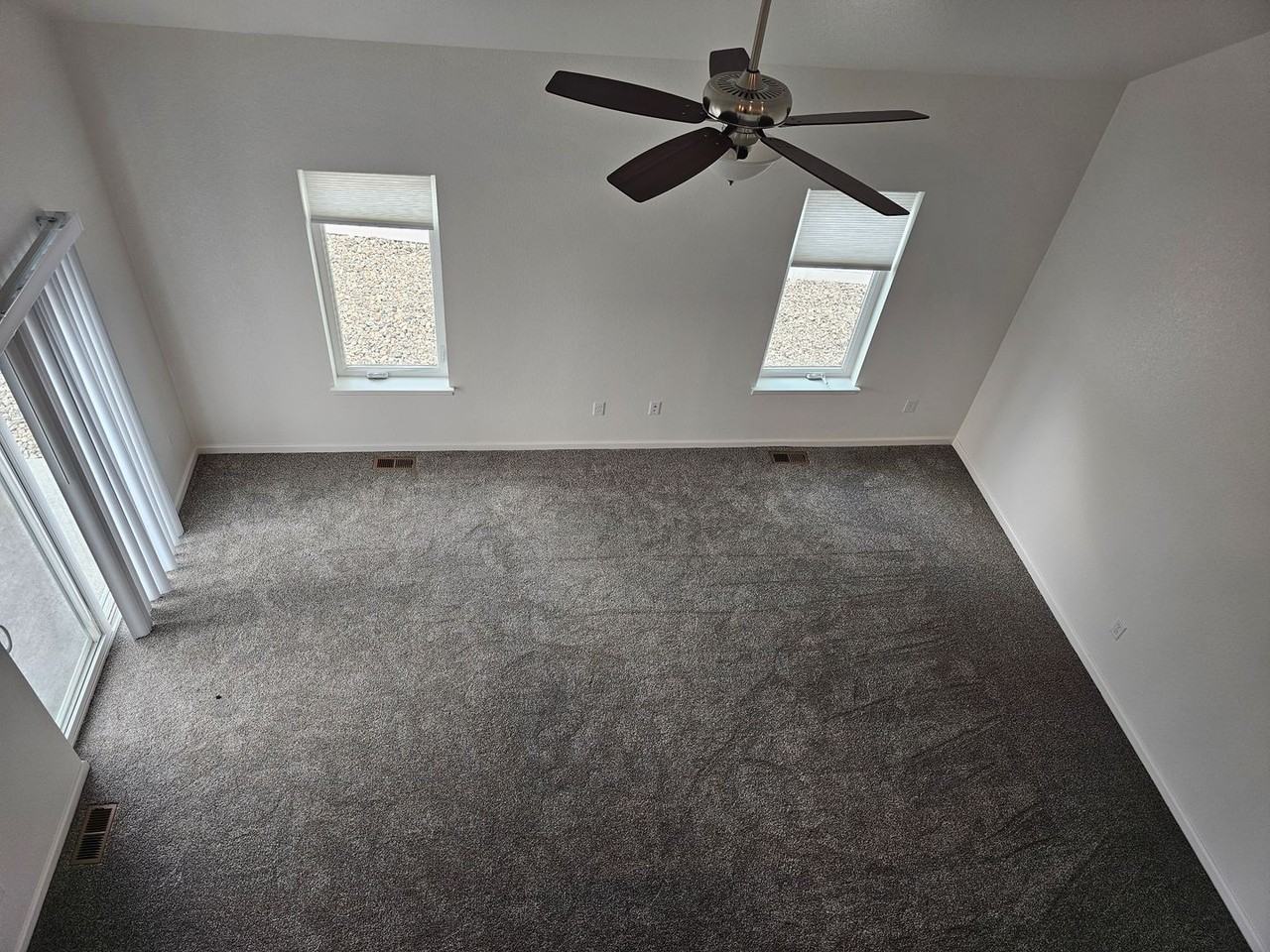 901 Sonata Ln - Photo 2 of 24