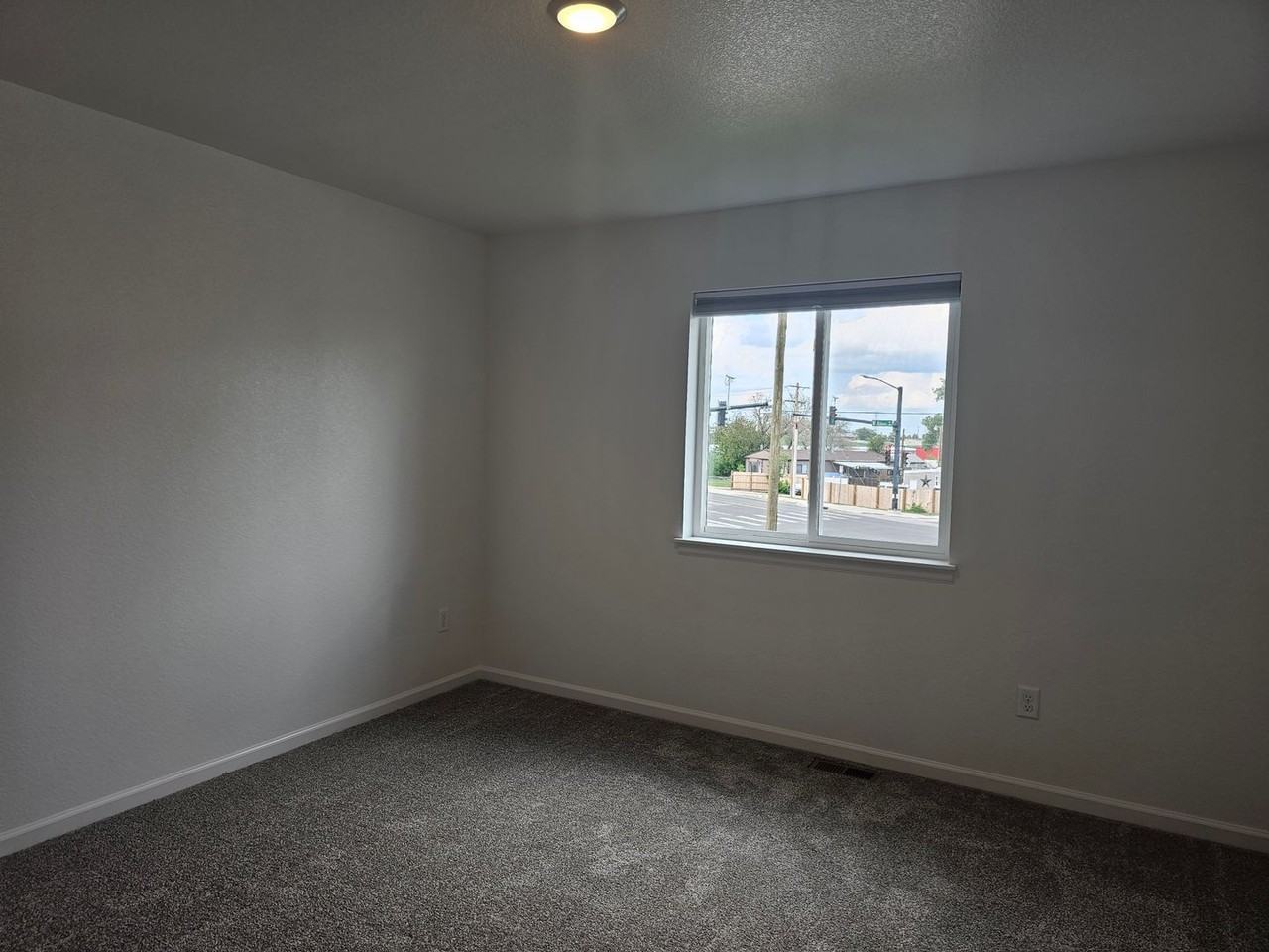 901 Sonata Ln - Photo 6 of 24