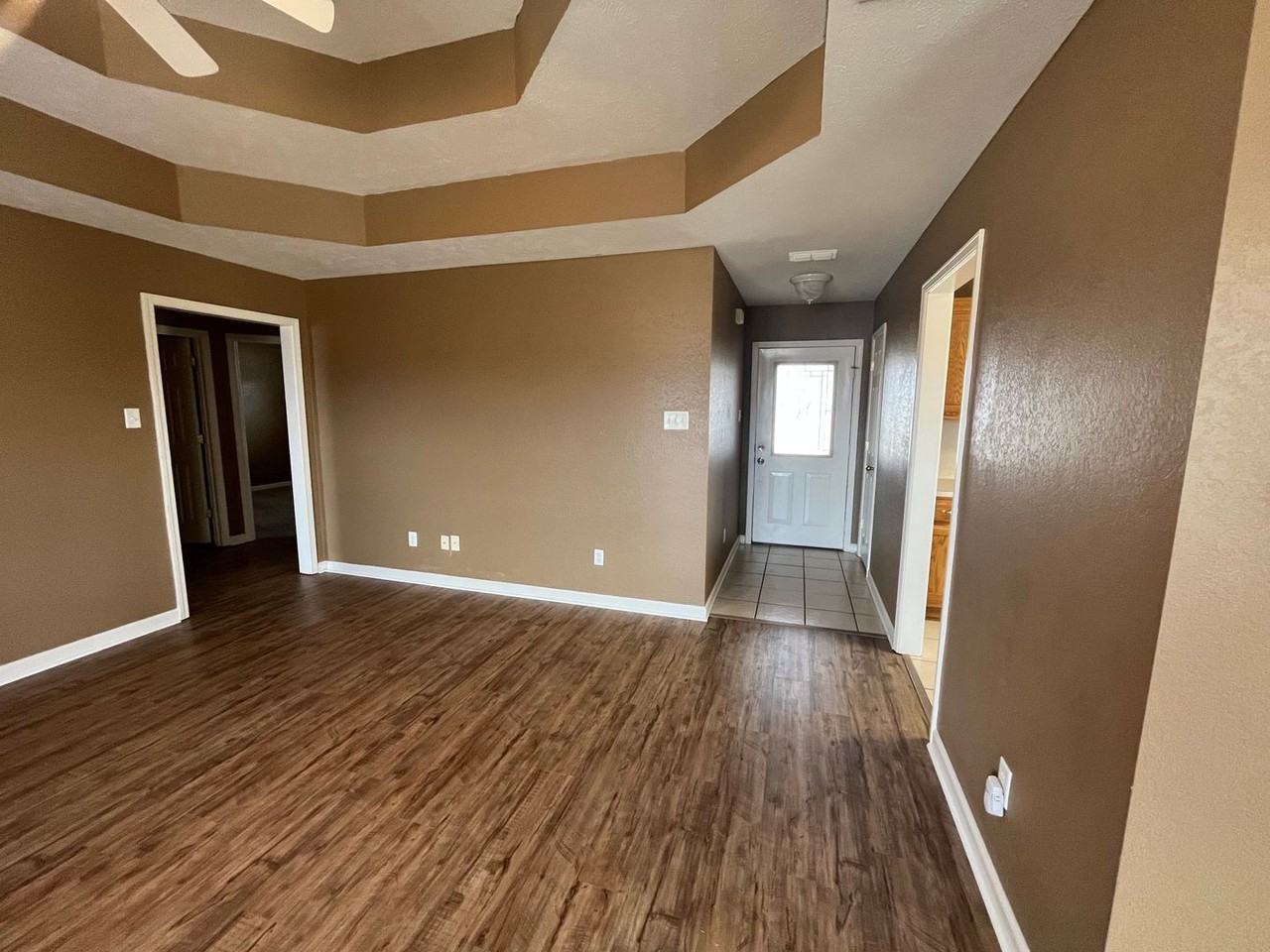 11 Stonewood Dr - Photo 3 of 36