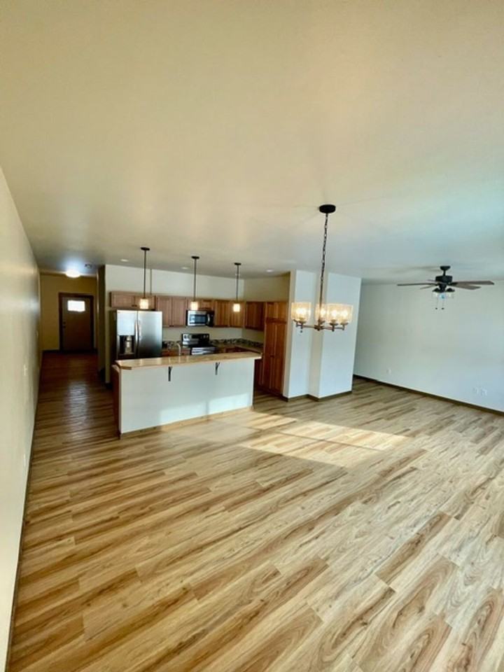 1307 Bunson Ln #C - Photo 7 of 32