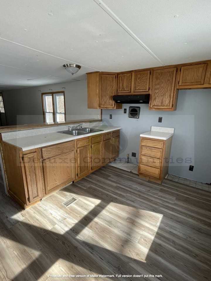 3321 Wesler Dr #7 - Photo 3 of 7