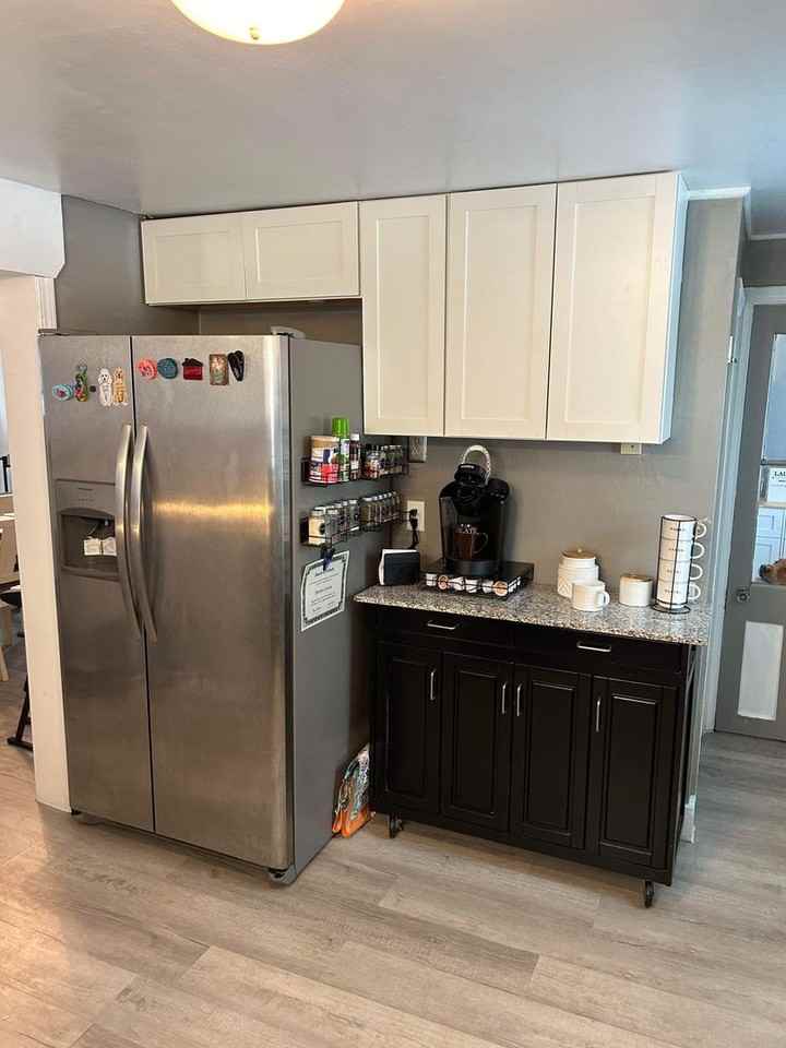 28 N Sconondoa St - Photo 3 of 9