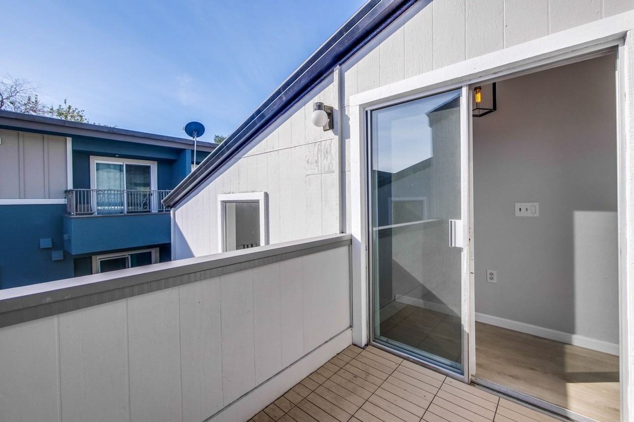 66 Newell Rd - Photo 4 of 21