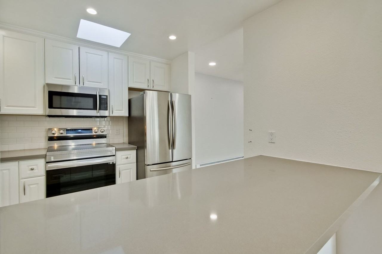 66 Newell Rd - Photo 5 of 21