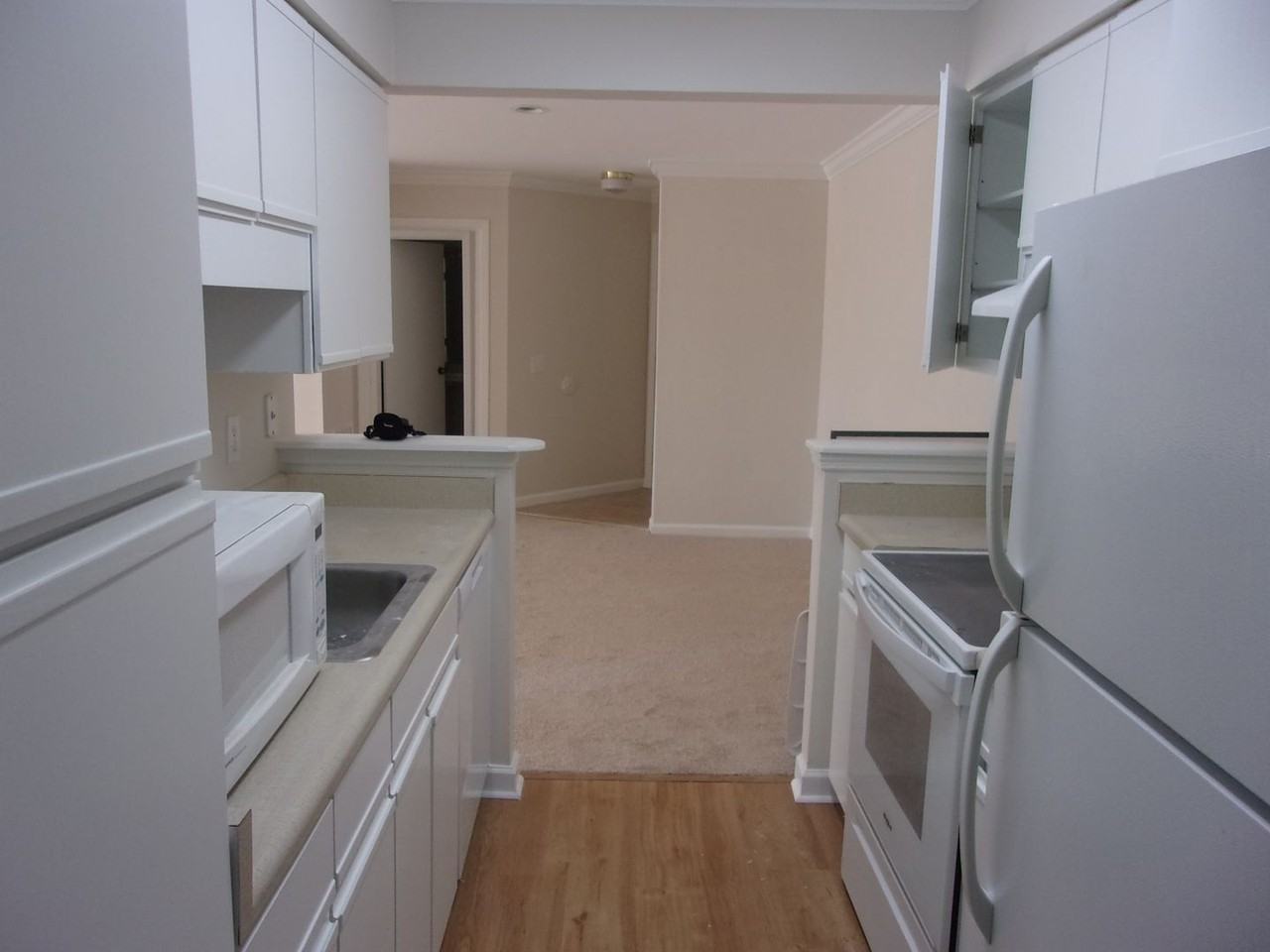 40 Point Comfort Rd - Photo 2 of 26