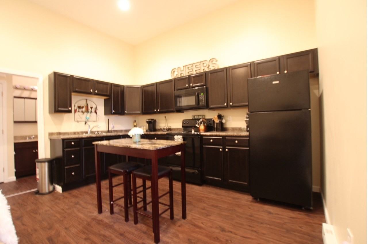 255 State Street #A - Photo 2 of 9