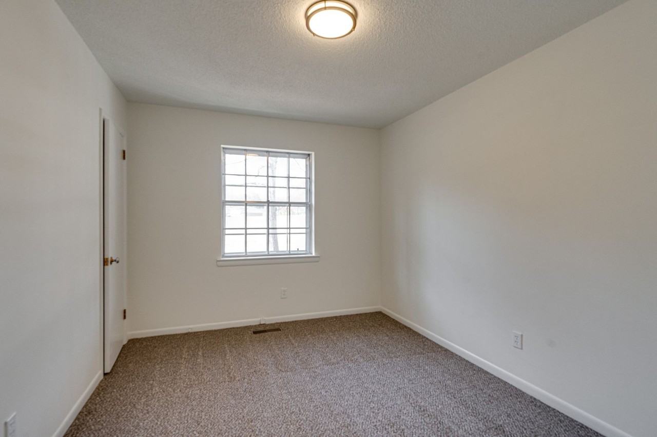 2106 Dabney Dr - Photo 7 of 11