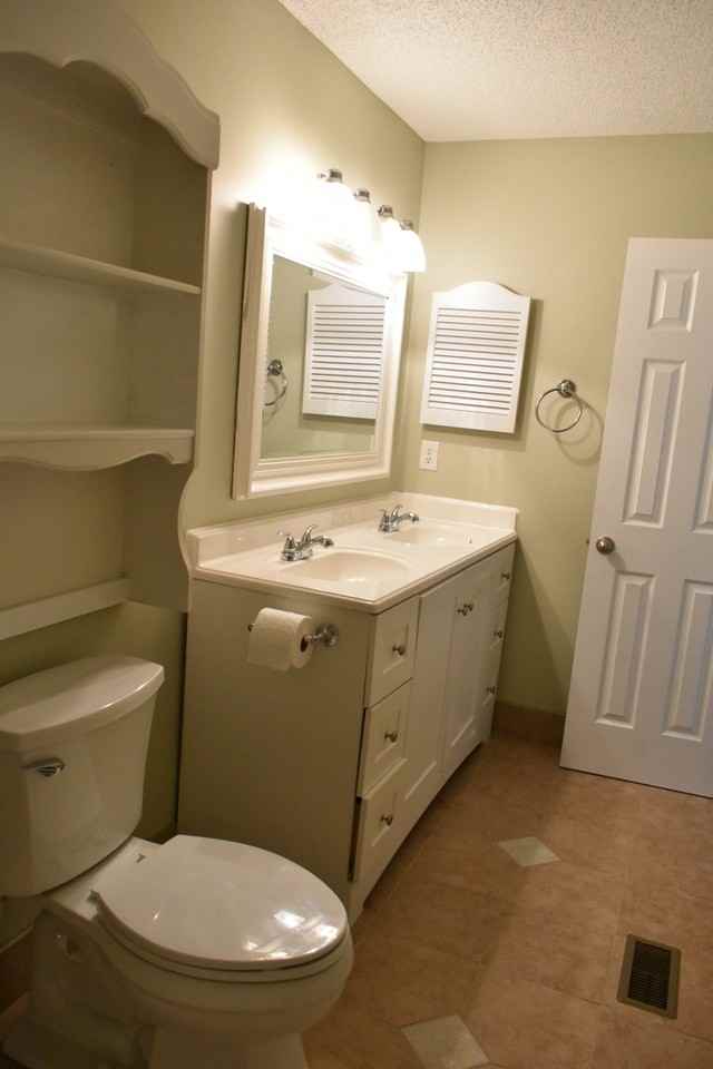 190 Lees Mill Dr - Photo 5 of 13