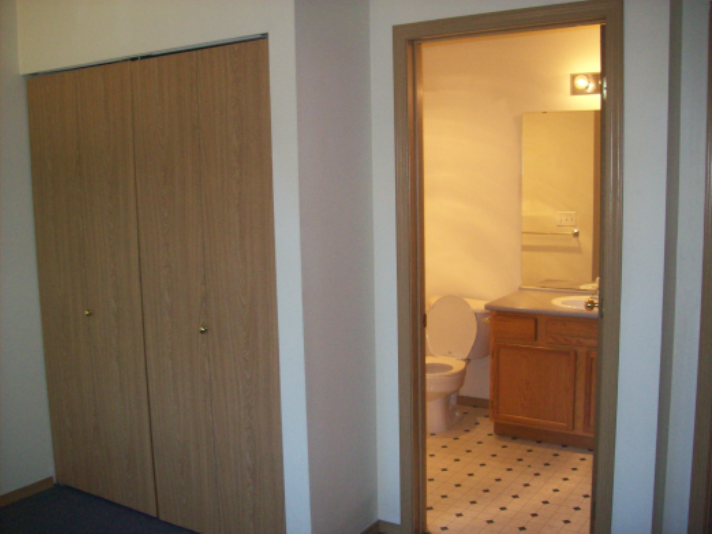 1349 Varsity Pl - Photo 4 of 5