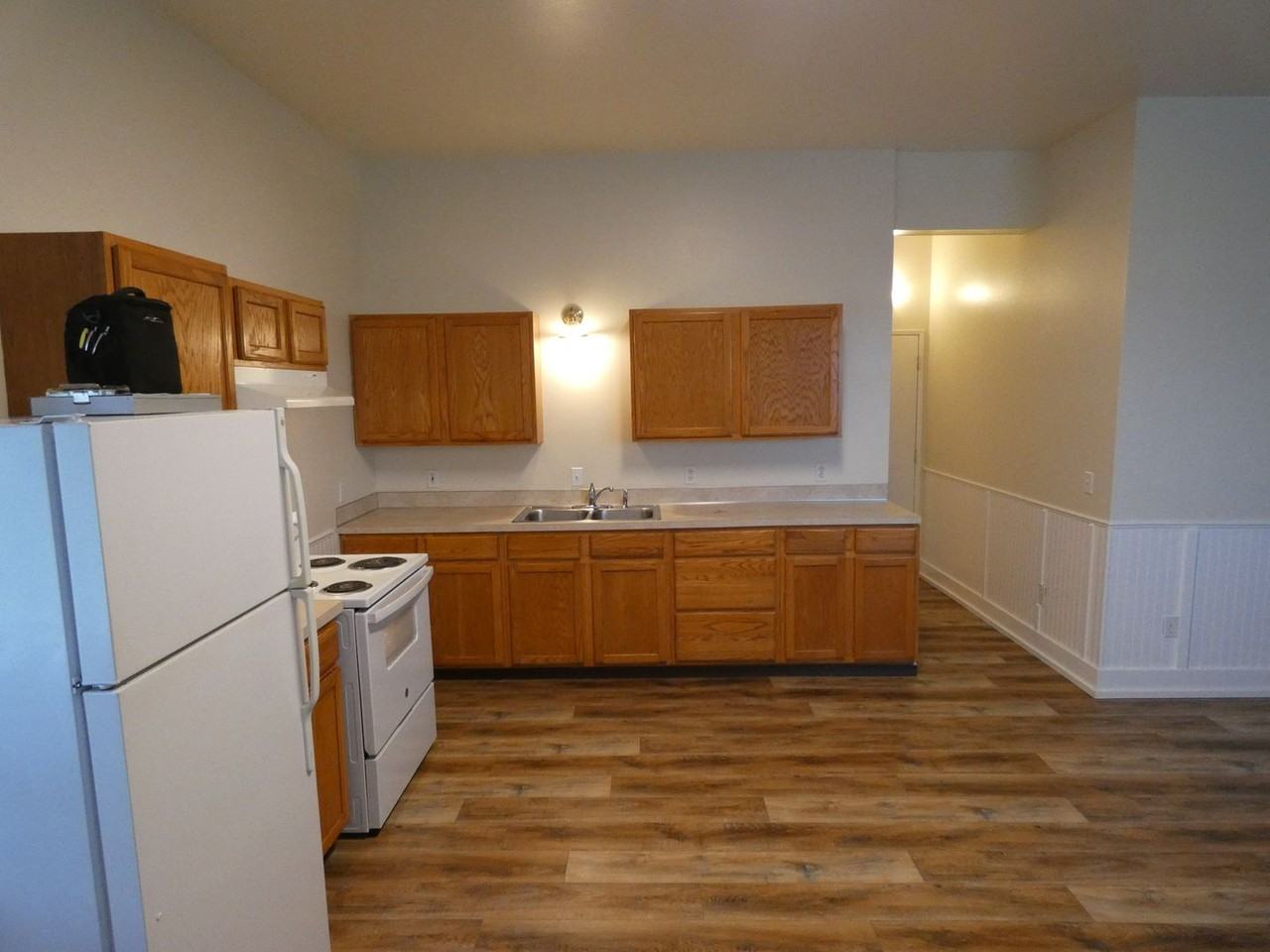 518 S Race St - Photo 3 of 21