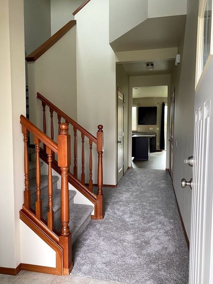 111 Puller Ln - Photo 2 of 20