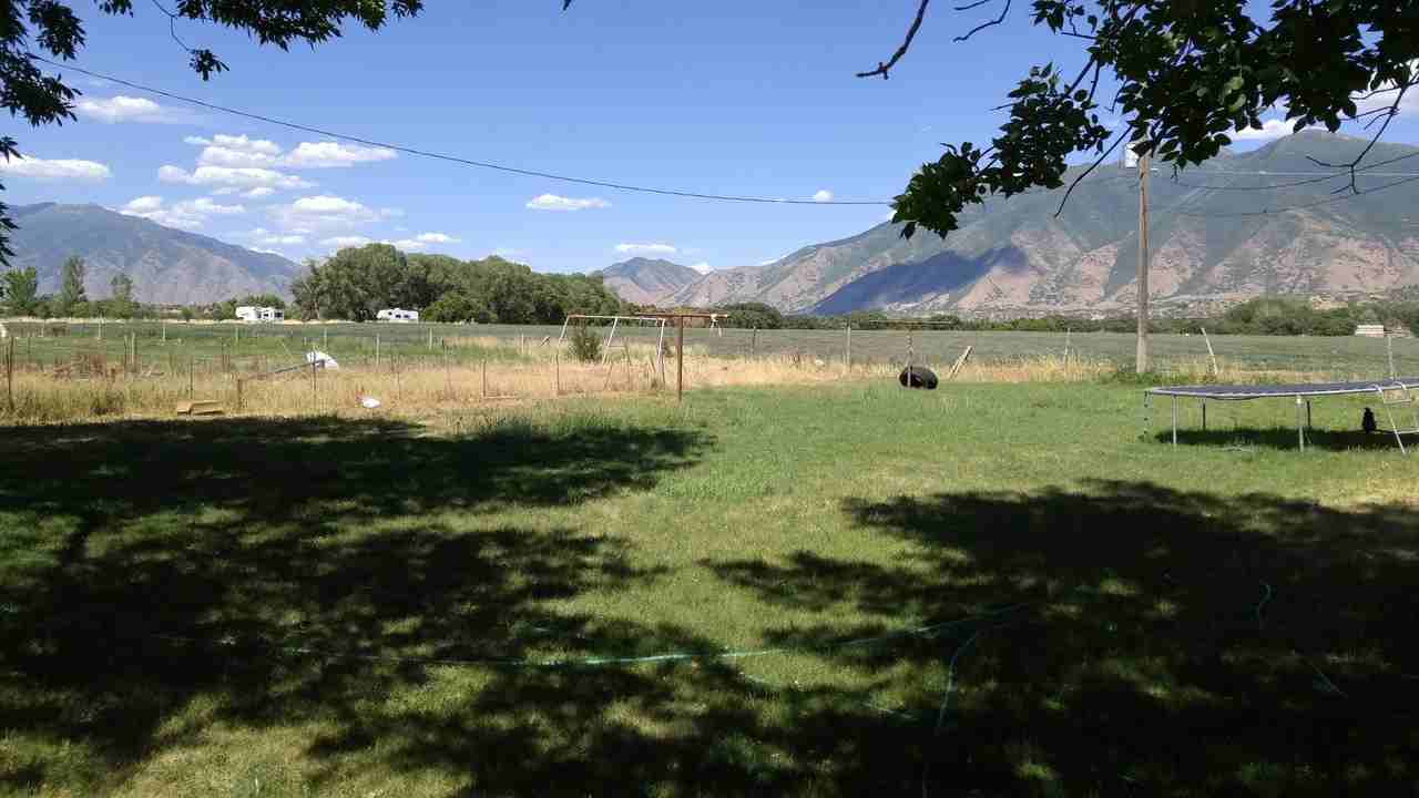 521 E 8800 S - Photo 5 of 19