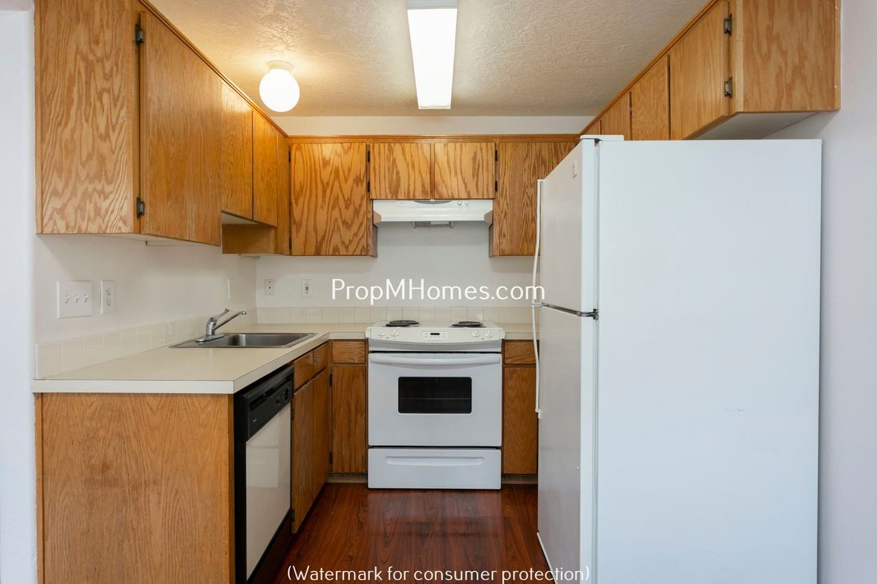2516 Se 103rd Ave - Photo 5 of 20