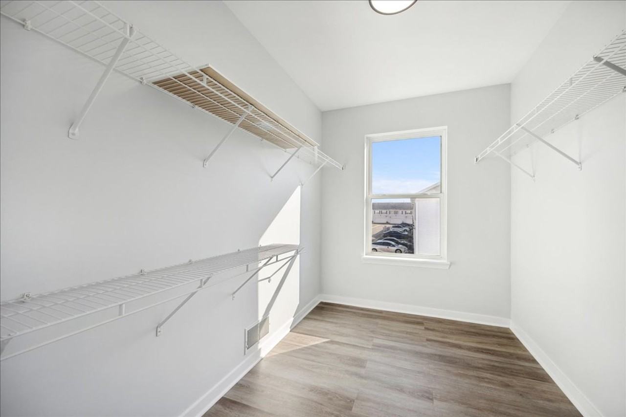 2435 Georgetown Circle - Photo 7 of 10