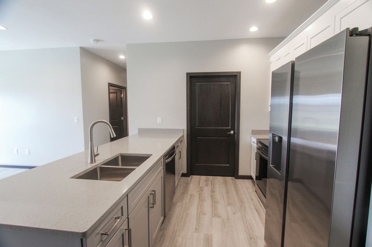 2000 Legacy Ln #108 - Photo 2 of 34