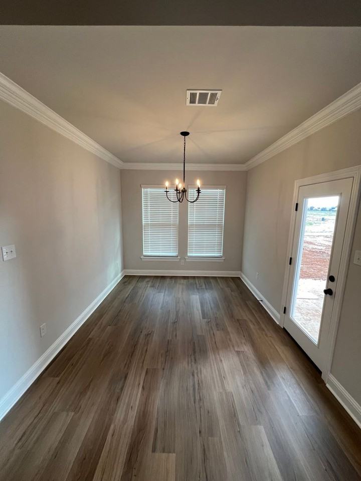 17 Venecia Ct - Photo 4 of 22