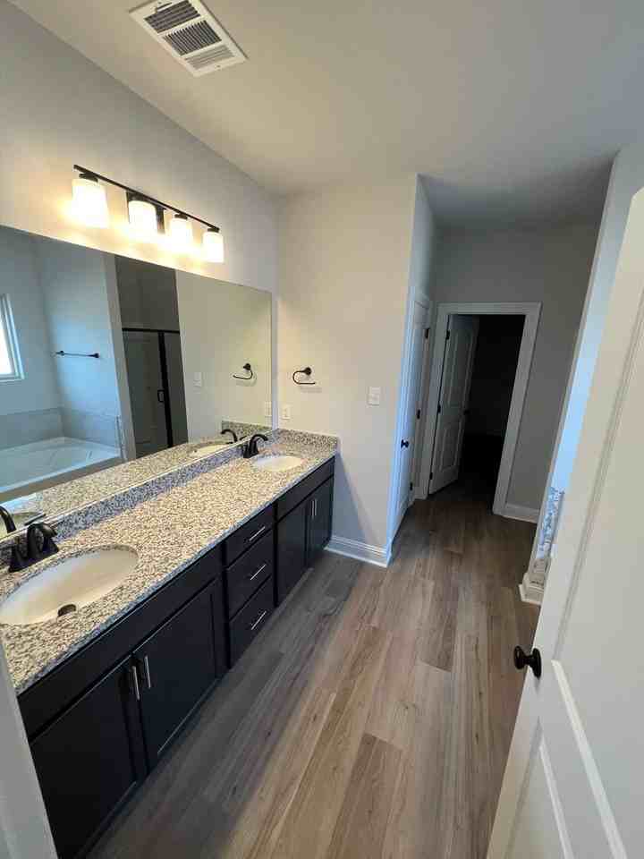 17 Venecia Ct - Photo 6 of 22