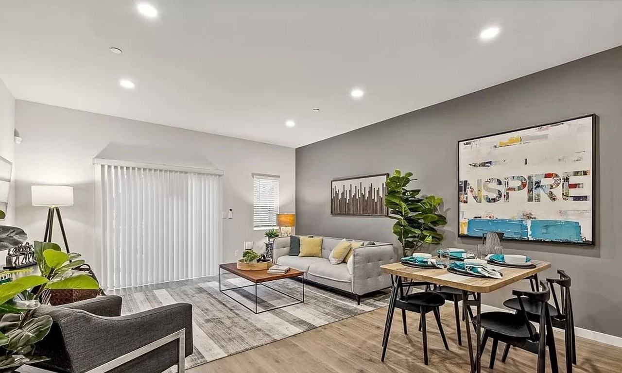 1820 201st Pl Se #B4 - Photo 2 of 17