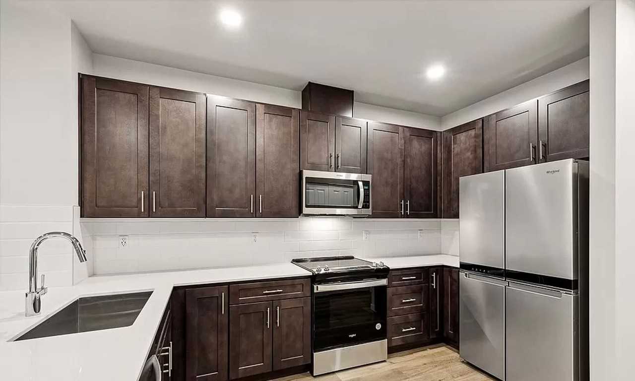 1820 201st Pl Se #B4 - Photo 6 of 17